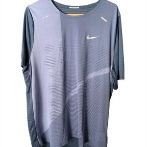 NWT-Mens Nike Dry-fit XL Tee shirt